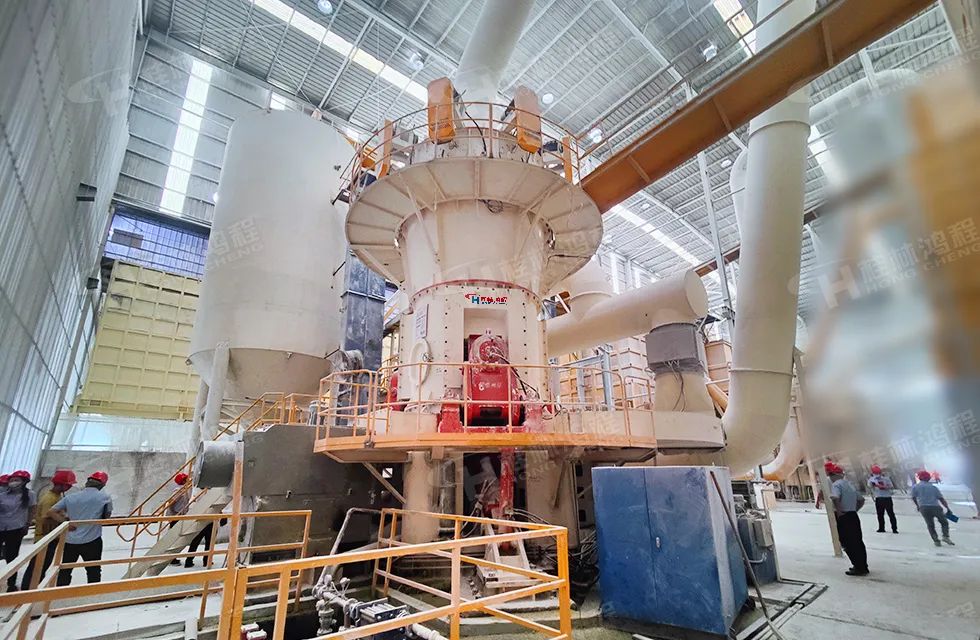 桂林鴻程老總?cè)輻潎偛糜H征‘客戶零距離 共創(chuàng)新未來’服務(wù)活動