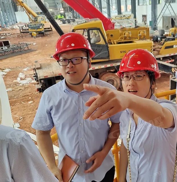 桂林鴻程老總?cè)輻潎偛糜H征‘客戶零距離 共創(chuàng)新未來’服務(wù)活動