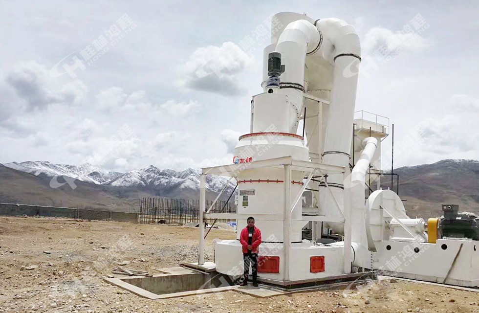 瀝青加煤混合HC1700擺式磨粉機生產(chǎn)線北京客戶接線開機生產(chǎn) 瀝青加煤混合HC1700擺式磨粉機生產(chǎn)線北京客戶接線開機生產(chǎn)