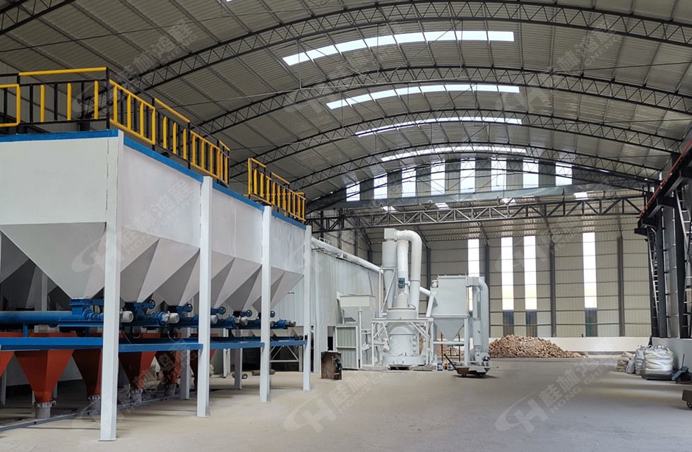 北方某公司鋅砂磨粉機(jī)4R3220雷蒙磨粉機(jī)生產(chǎn)車間 河北邯鄲鋅砂磨粉機(jī)4R3220雷蒙磨粉機(jī)200目生產(chǎn)車間