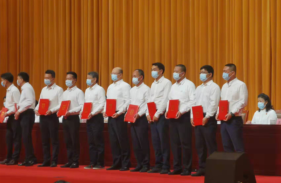 實力彰顯！全市工業(yè)振興大會召開，桂林鴻程斬獲多項榮譽(yù)